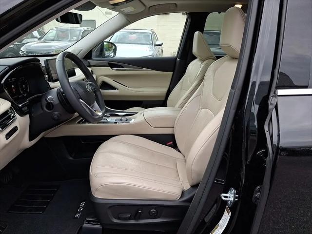 2023 INFINITI QX60 LUXE AWD