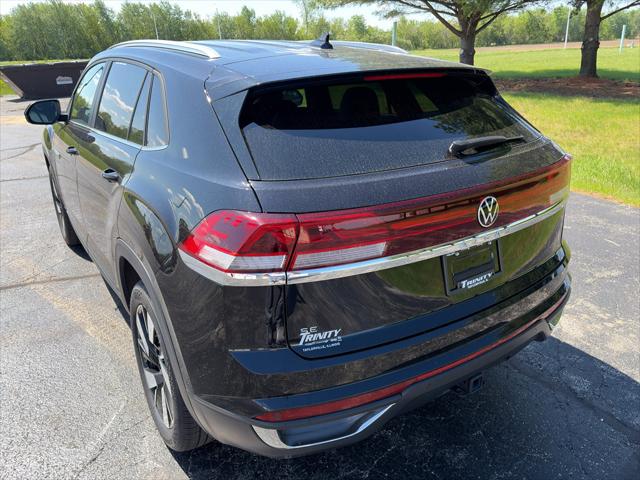 2026 Volkswagen Atlas Cross Sport SE with Technology