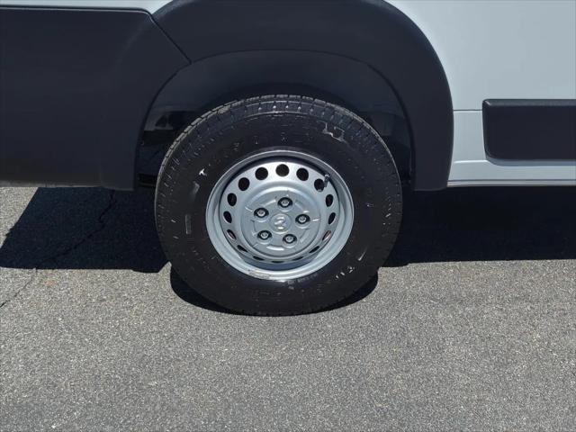 2025 Ram ProMaster 2500 Cargo Van Tradesman High Roof 159" WB w/Pass Seat