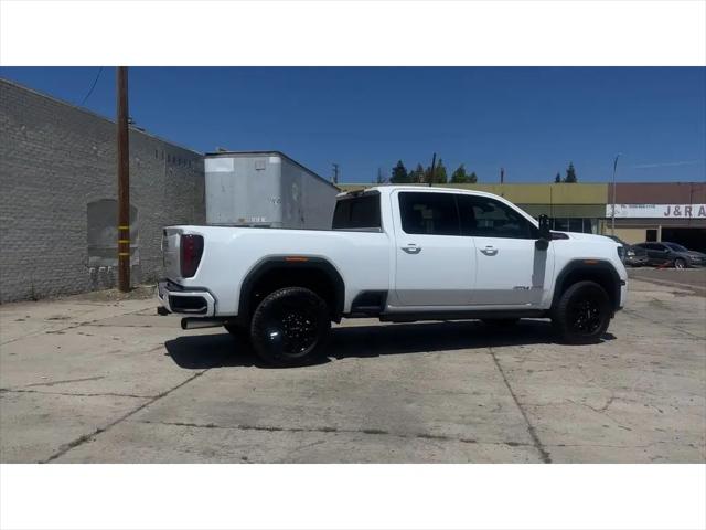 2026 GMC Sierra 2500HD Crew Cab, Standard Bed, AT4, 4WD