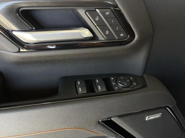 2026 GMC Sierra 2500HD Crew Cab, Standard Bed, AT4, 4WD