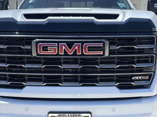 2026 GMC Sierra 2500HD Crew Cab, Standard Bed, AT4, 4WD
