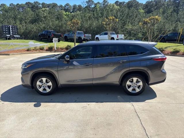 2021 Toyota Highlander LE