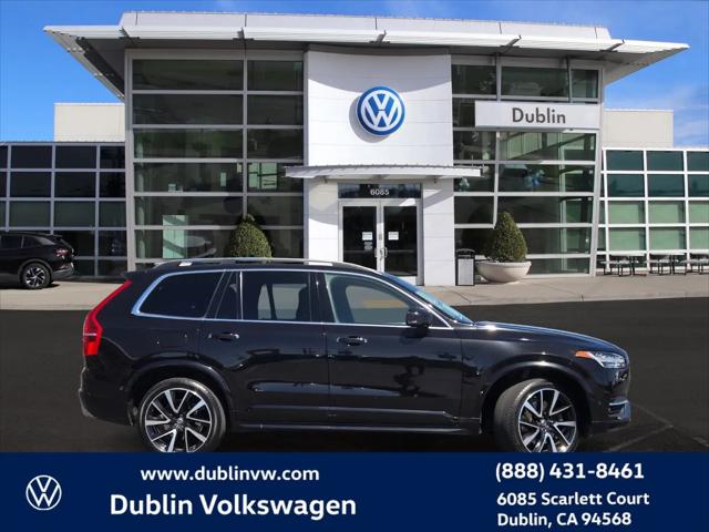 2019 Volvo XC90 Hybrid T8 Momentum