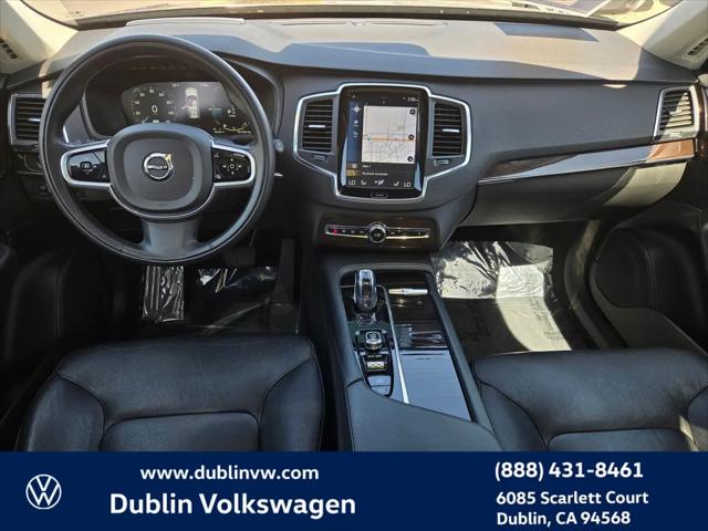 2019 Volvo XC90 Hybrid T8 Momentum