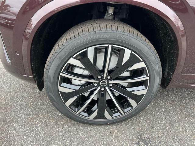 2026 Volvo XC90 Plug-In Hybrid Ultra Dark Theme, T8 AWD, Electric/Gasoline, 6 Seats