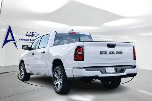 2026 Ram 1500 Express Crew Cab 4x2 5'7" Box