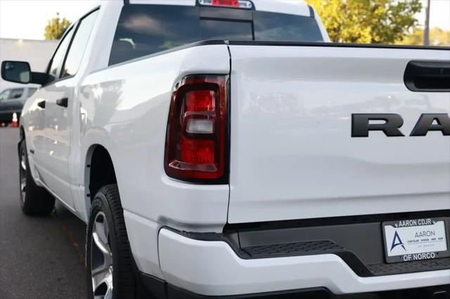 2026 Ram 1500 Express Crew Cab 4x2 5'7" Box