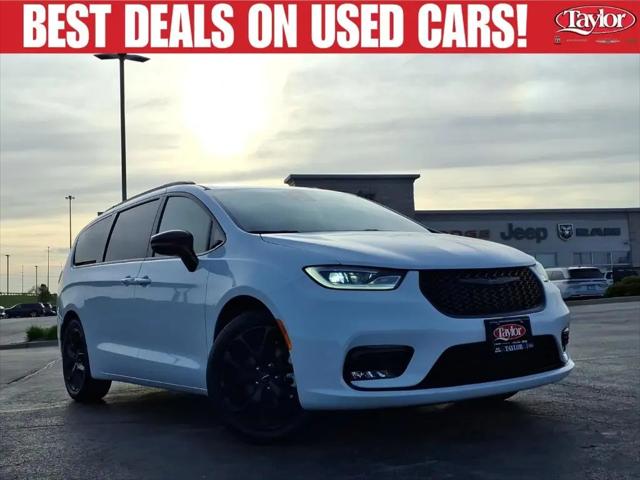 2025 Chrysler Pacifica Limited for sale in Bourbannais, IL