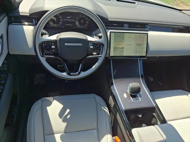 2026 Land Rover Range Rover Velar P400 Dynamic SE