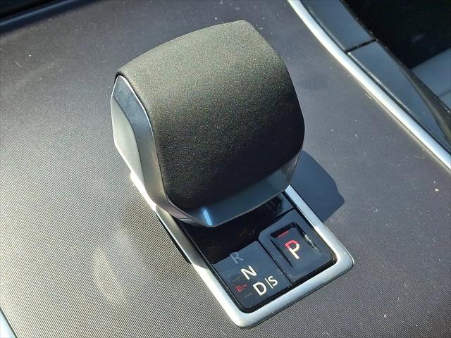 2026 Land Rover Range Rover Velar P400 Dynamic SE