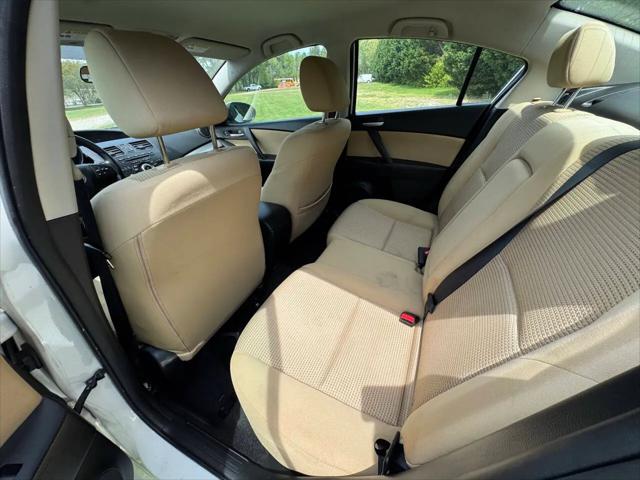2012 Mazda Mazda3 i Touring