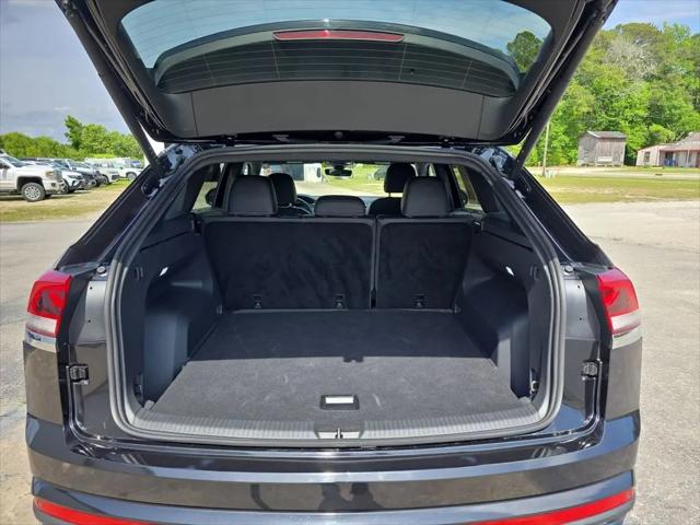 2025 Volkswagen Atlas Cross Sport 2.0T SE w/Technology