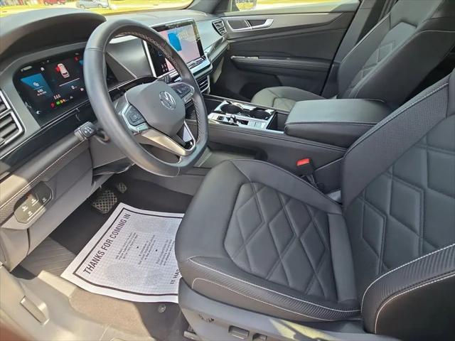 2025 Volkswagen Atlas Cross Sport 2.0T SE w/Technology