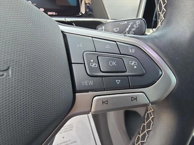 2025 Volkswagen Atlas Cross Sport 2.0T SE w/Technology