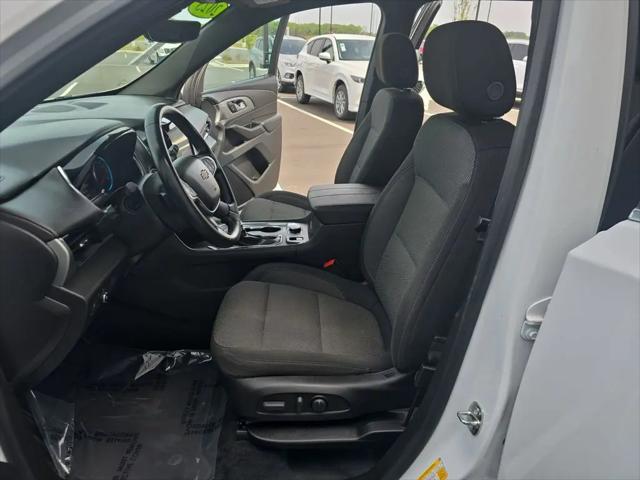 2023 Chevrolet Traverse FWD LT Cloth