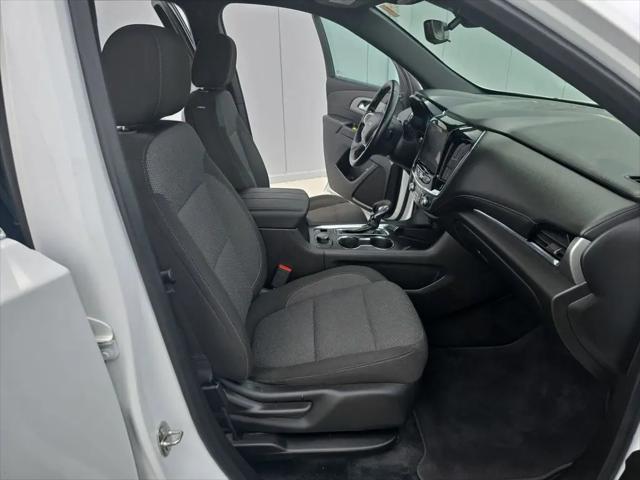 2023 Chevrolet Traverse FWD LT Cloth