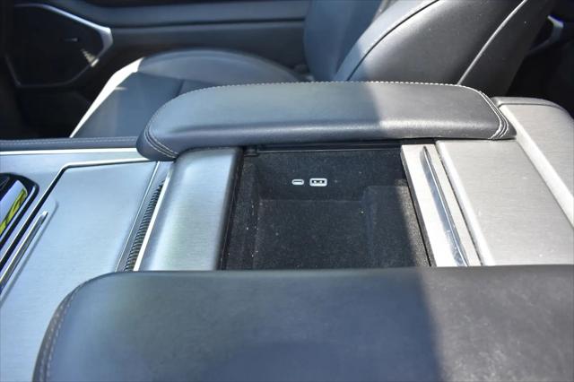 2024 Jeep Wagoneer Series II Carbide 4x4