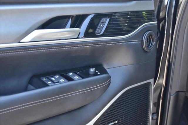 2024 Jeep Wagoneer Series II Carbide 4x4