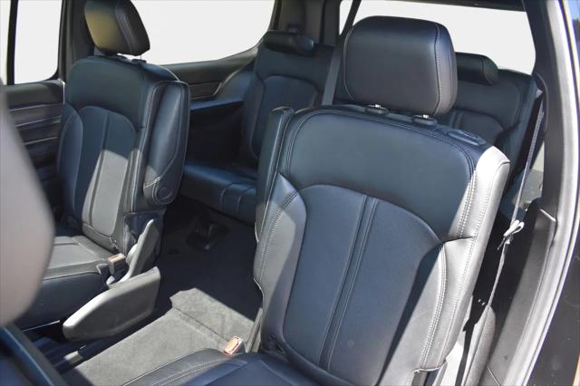 2024 Jeep Wagoneer Series II Carbide 4x4