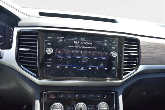 2022 Volkswagen Atlas 3.6L V6 SE w/Technology