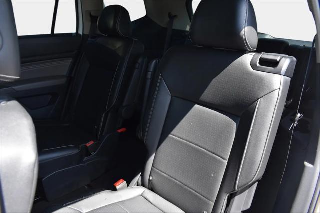 2022 Volkswagen Atlas 3.6L V6 SE w/Technology