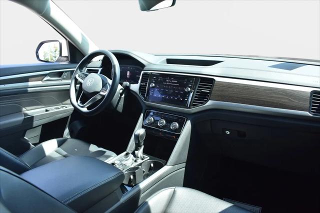 2022 Volkswagen Atlas 3.6L V6 SE w/Technology