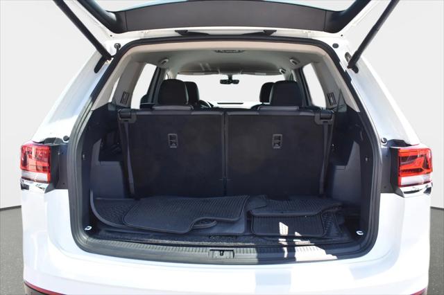 2022 Volkswagen Atlas 3.6L V6 SE w/Technology