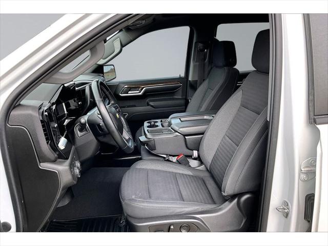 2023 Chevrolet Silverado 1500 4WD Crew Cab Standard Bed LT