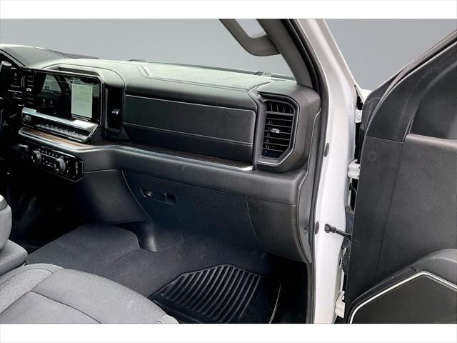 2023 Chevrolet Silverado 1500 4WD Crew Cab Standard Bed LT