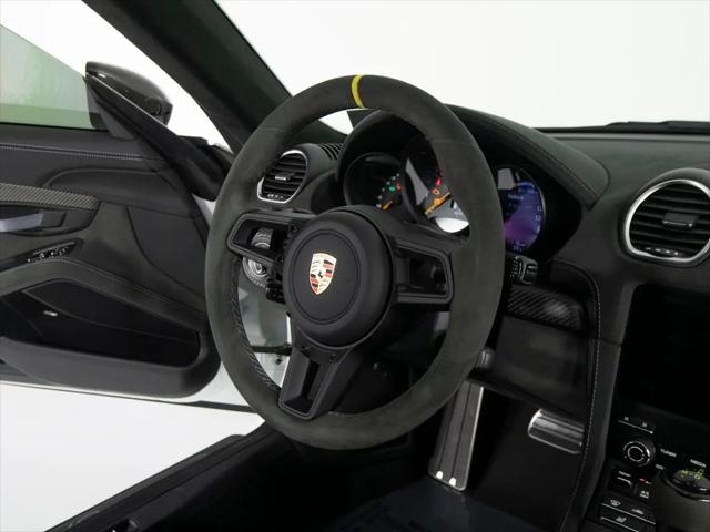 2025 Porsche 718 Cayman GT4 RS
