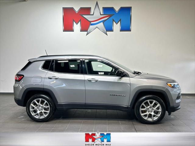 2023 Jeep Compass Latitude Lux FWD for sale in Christiansburg, VA