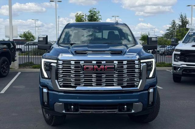 2026 GMC Sierra 2500HD Crew Cab, Standard Bed, Denali, 4WD