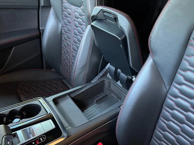 2023 Audi RS Q8 TFSI quattro Tiptronic