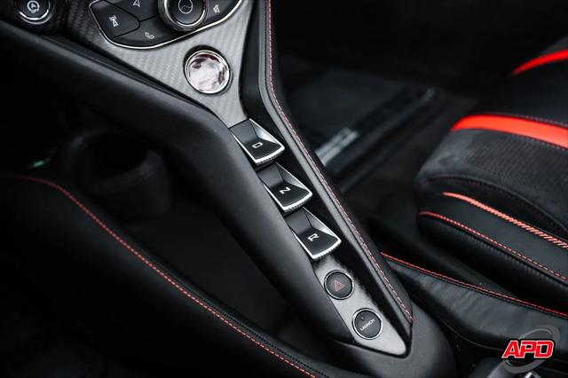 2020 McLaren 720S Performance