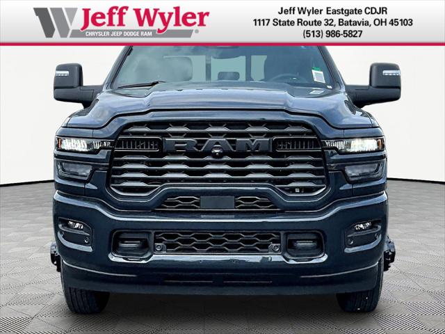 2026 RAM 3500 RAM 3500 BIG HORN CREW CAB 4X4 8 BOX