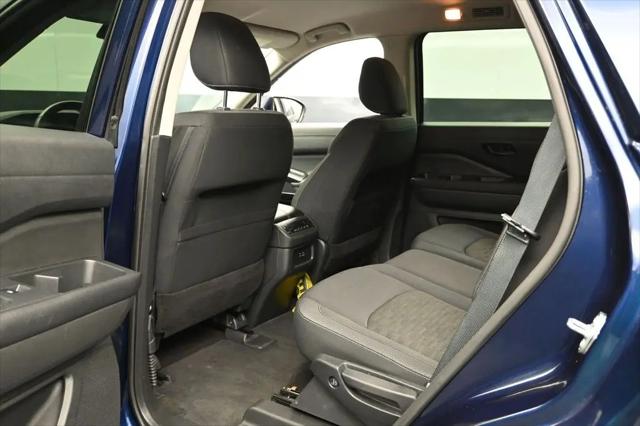 2025 Nissan Pathfinder SV 4WD
