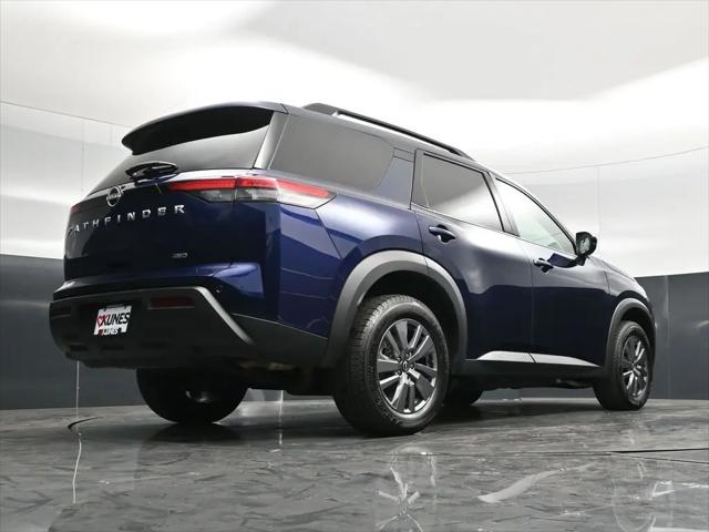 2025 Nissan Pathfinder SV 4WD