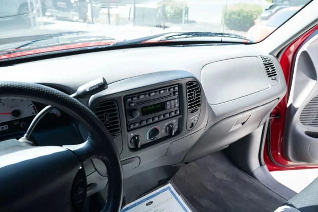 2004 Ford F-150 Lightning