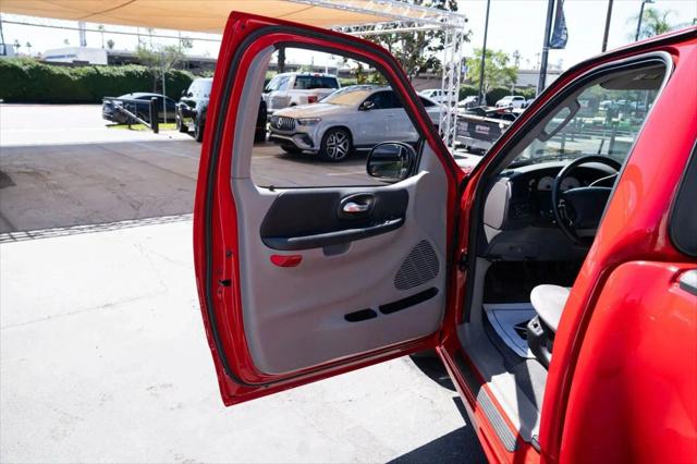 2004 Ford F-150 Lightning