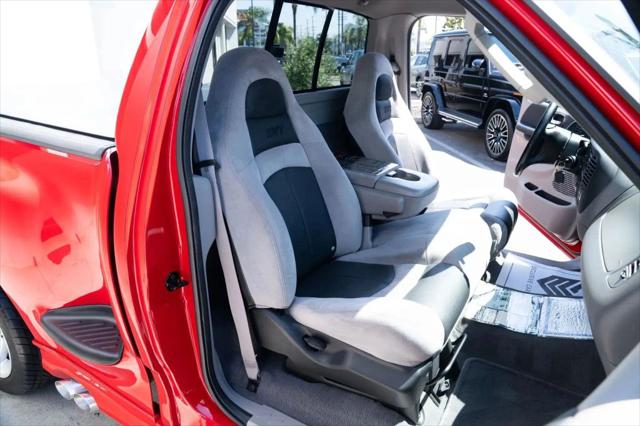 2004 Ford F-150 Lightning
