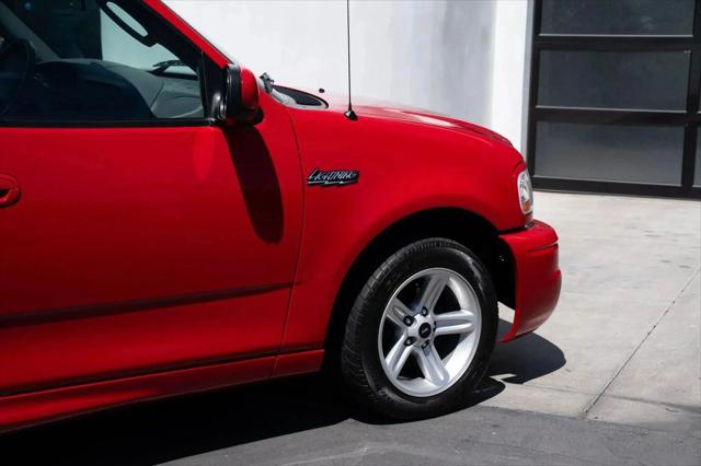 2004 Ford F-150 Lightning