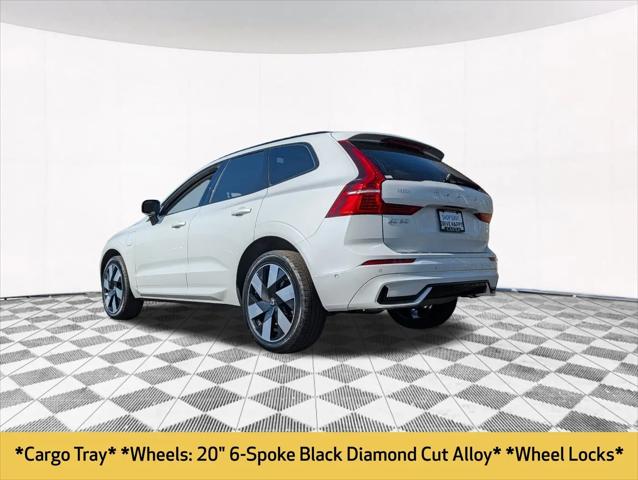 2024 Volvo XC60 Recharge T8 Ultimate Dark Theme