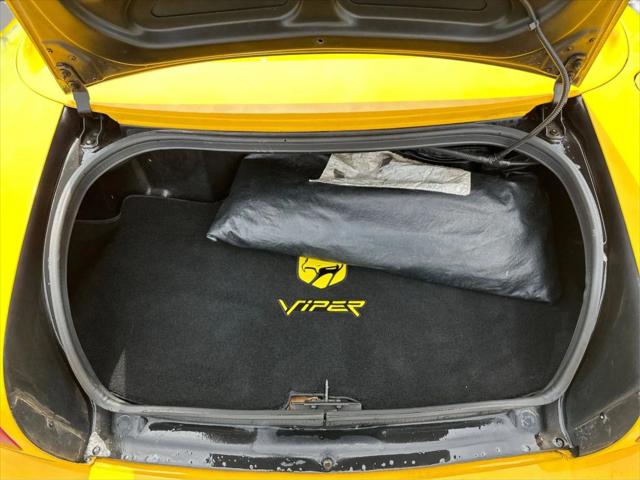 2002 Dodge Viper RT/10