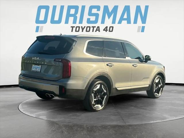2025 Kia Telluride S