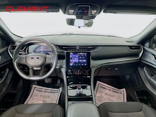 2025 Jeep Grand Cherokee Laredo X 4x2