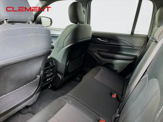 2025 Jeep Grand Cherokee Laredo X 4x2