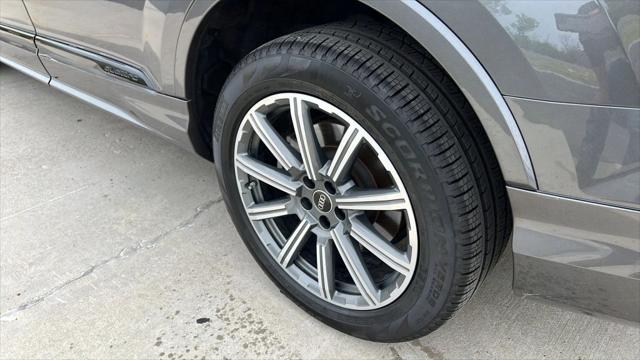 2022 Audi Q7 Premium Plus 45 TFSI quattro Tiptronic