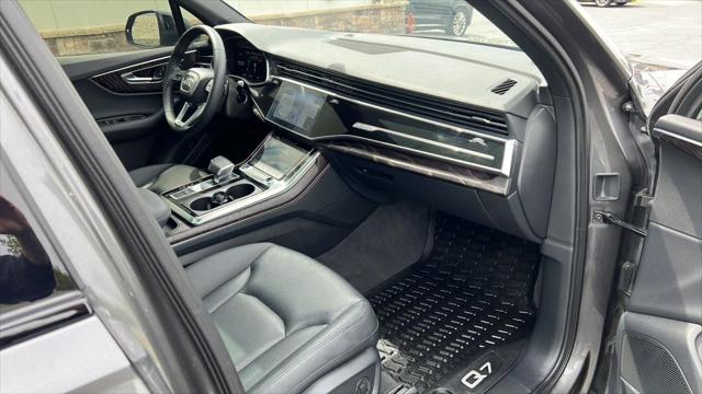 2022 Audi Q7 Premium Plus 45 TFSI quattro Tiptronic