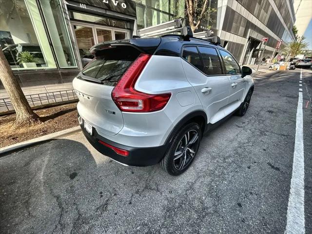 2019 Volvo XC40 T5 R-Design